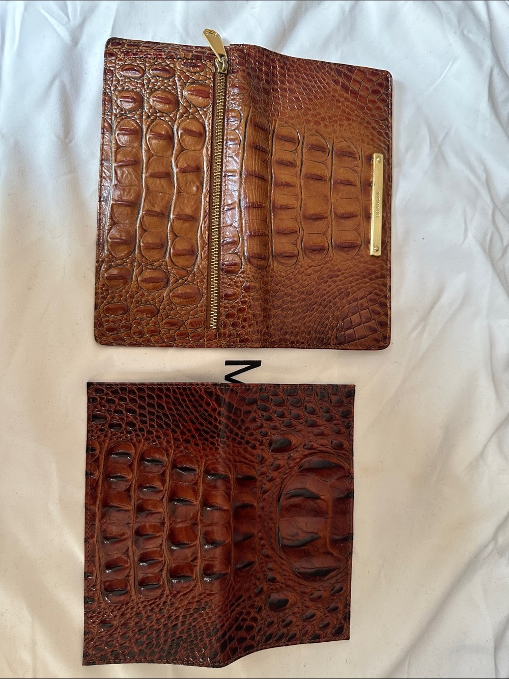 Brahmin Brown Croc-Embossed Shoulder Bag with Matching Wallet & Checkbook Cover - Picture 14 of 16